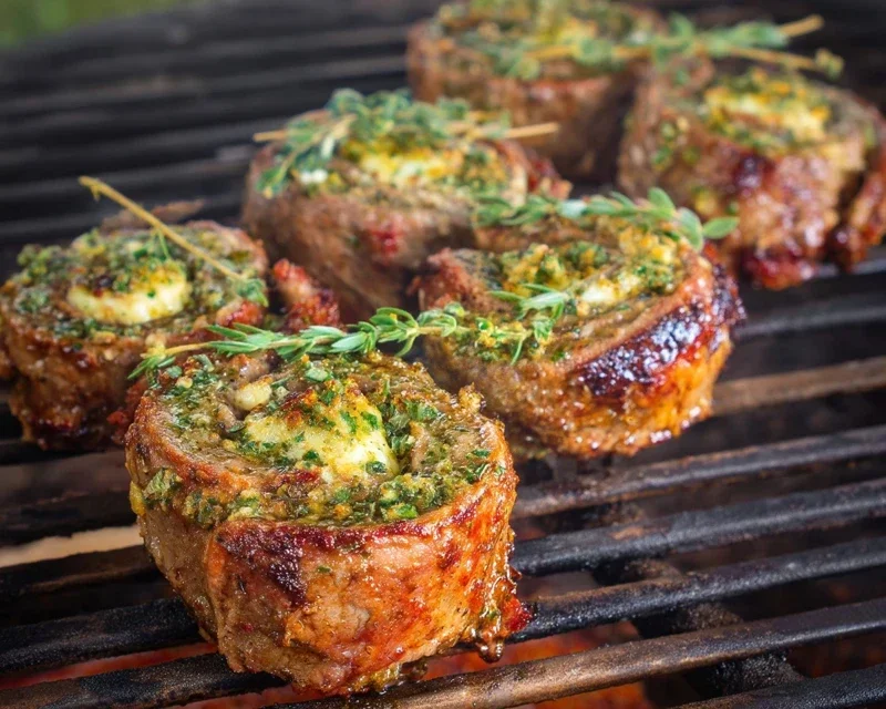 Cheesy Steak Pinwheels