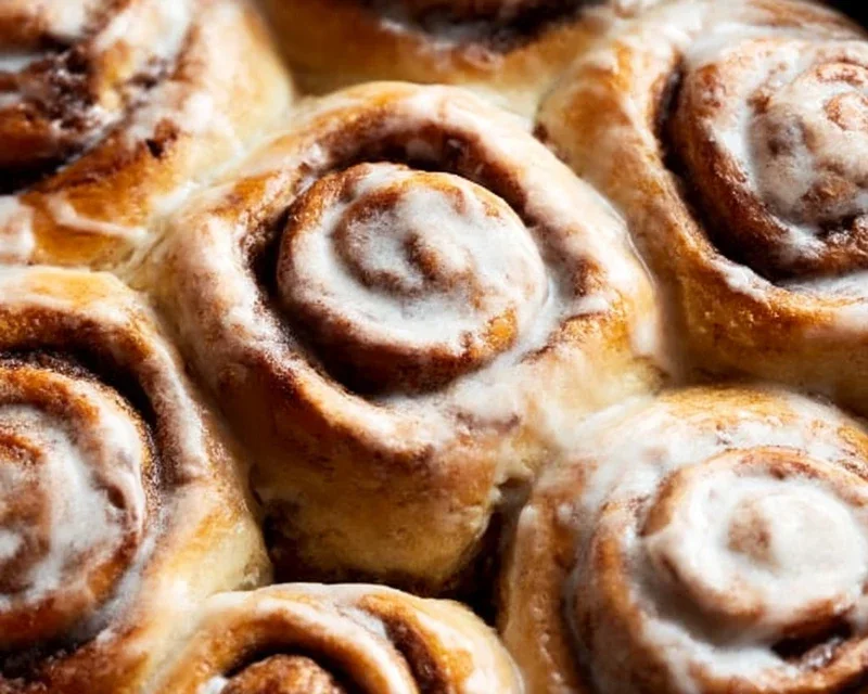 BEST Homemade Cinnamon Rolls