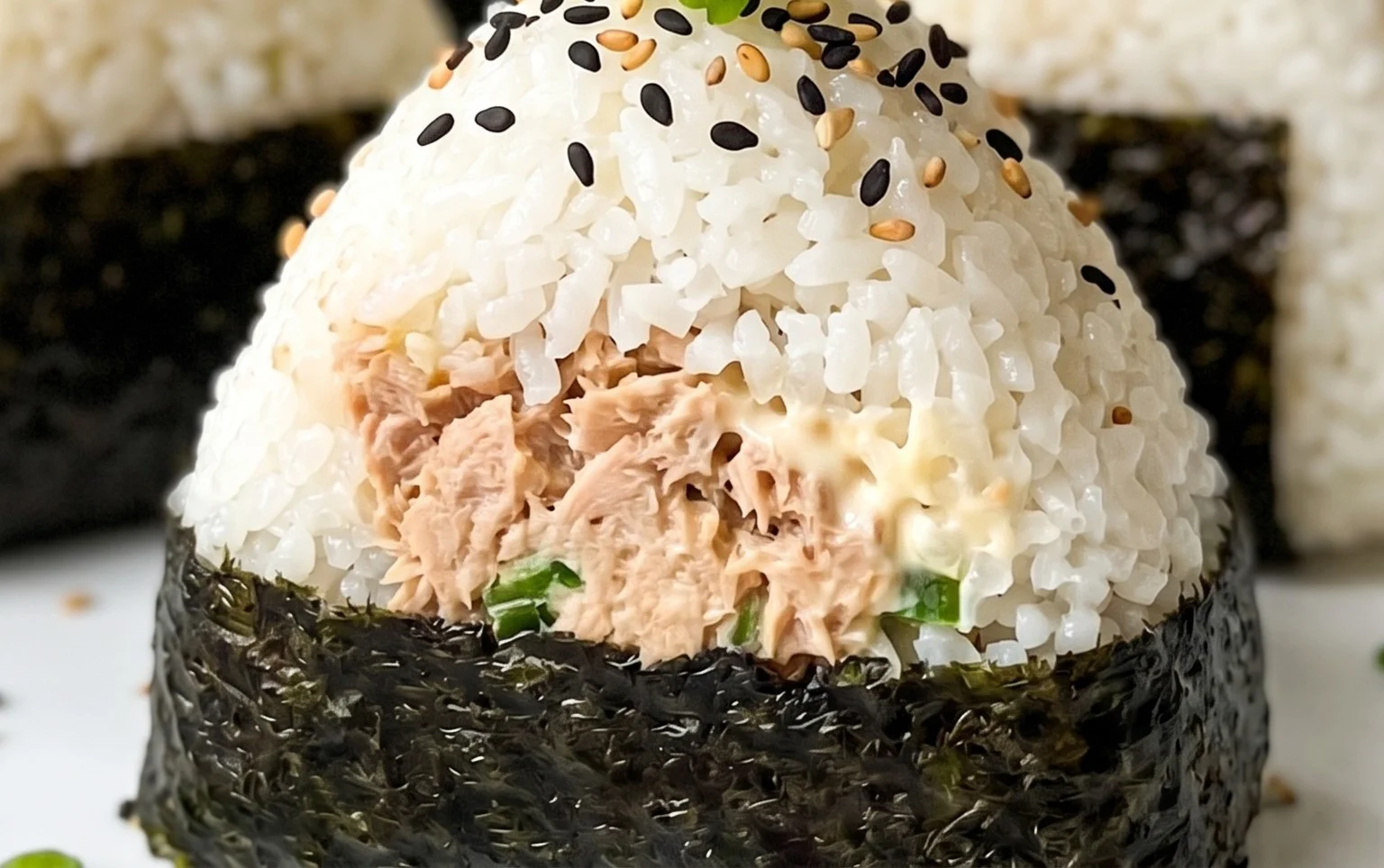15-min. Easy Japanese Tuna Onigiri